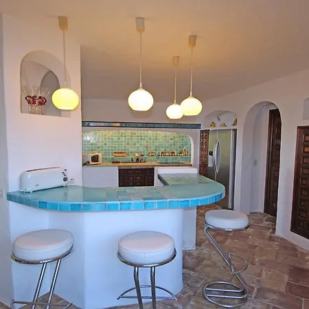 Van Gogh Villa